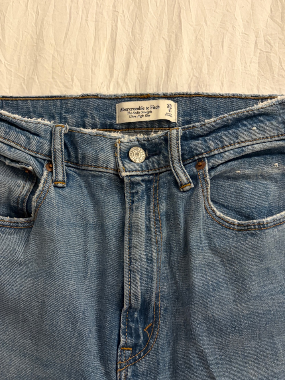Abercrombie & Fitch Medium Blue Straight-Leg Women's Jeans - Picture 3 of 3